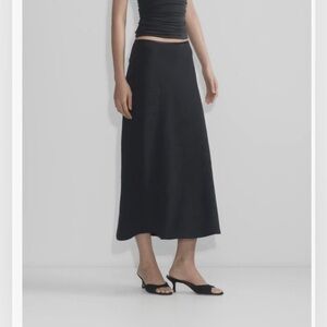 Aritzia Wilfred Dark Navy Devotion Midi Skirt